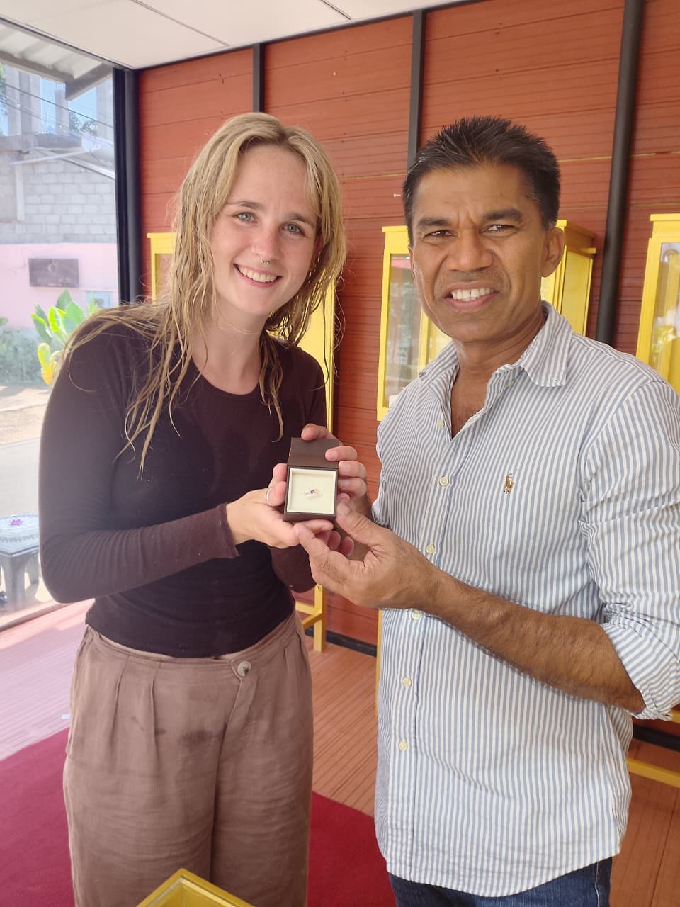 D W Surendra — Owner, Jewelry Designer, Maker & Gemologist